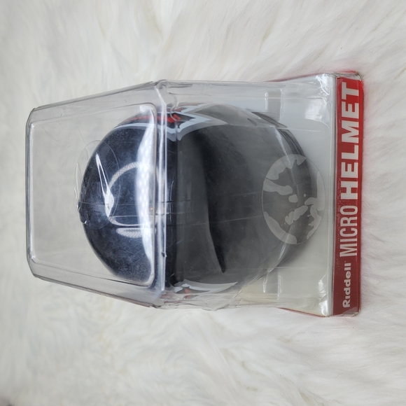 NFL Atlanta Falcons Scarf, Micro Helmet, Paper Pad Gift Set - Picture 12 of 16